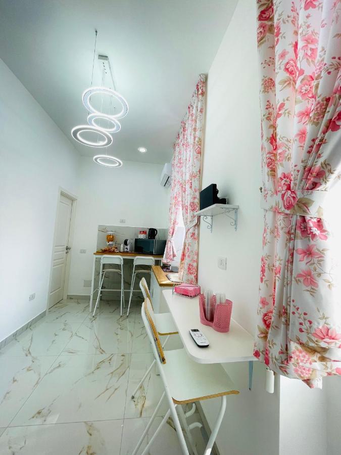 Virgy House Bed & Breakfast Napoli Eksteriør bilde