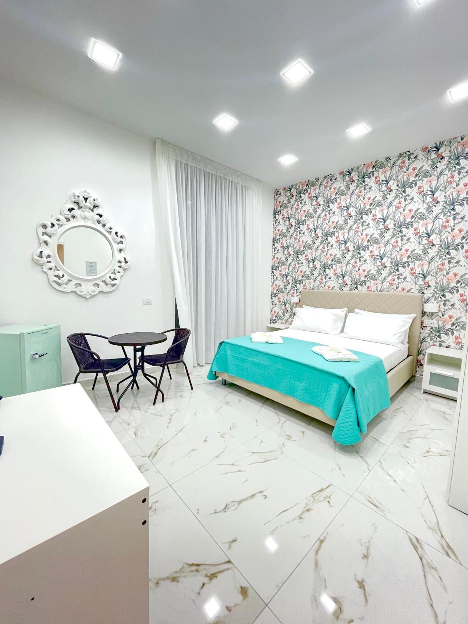 Virgy House Bed & Breakfast Napoli Eksteriør bilde